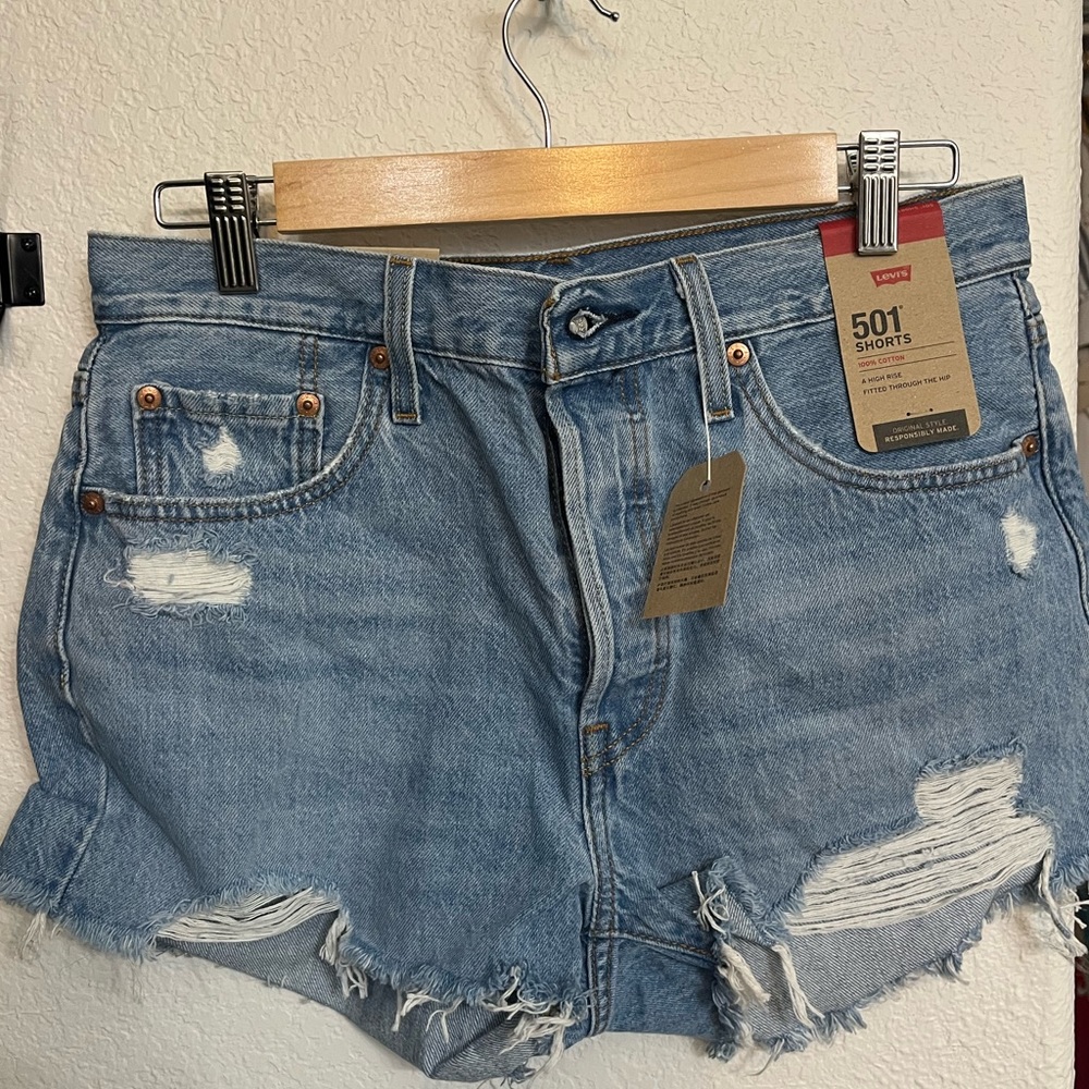 LEVI’S cutoff 501 Shorts
